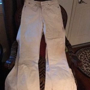 Wrangler baby white jeans